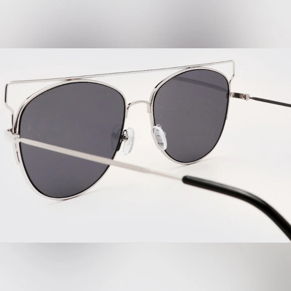 Aldo SIlver Abstract Aviator Sunglasses - Picture 3 of 9